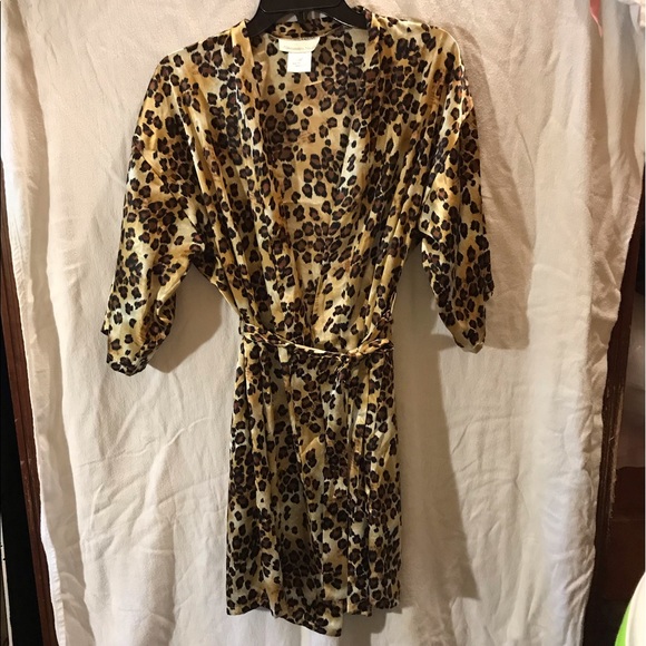 Alexandra Nicole Gown & Robe - Picture 4 of 7